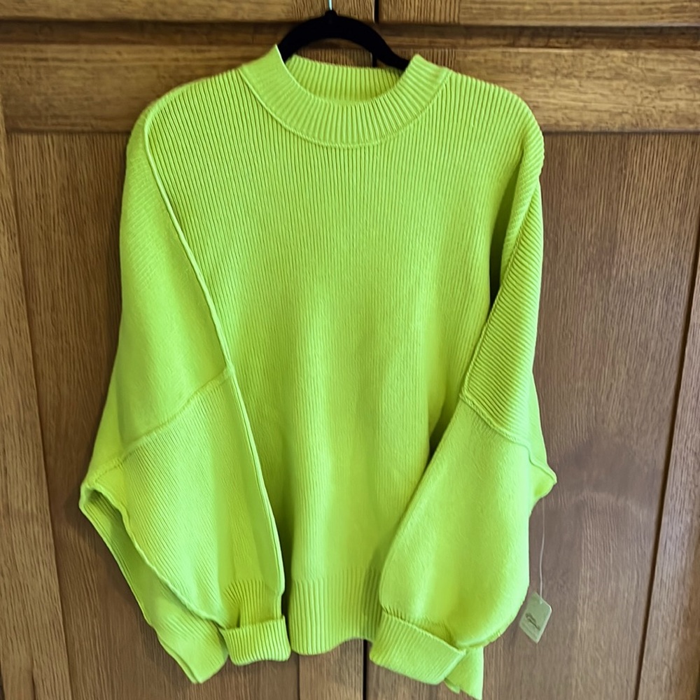 Sweater, long sleeve crew neck